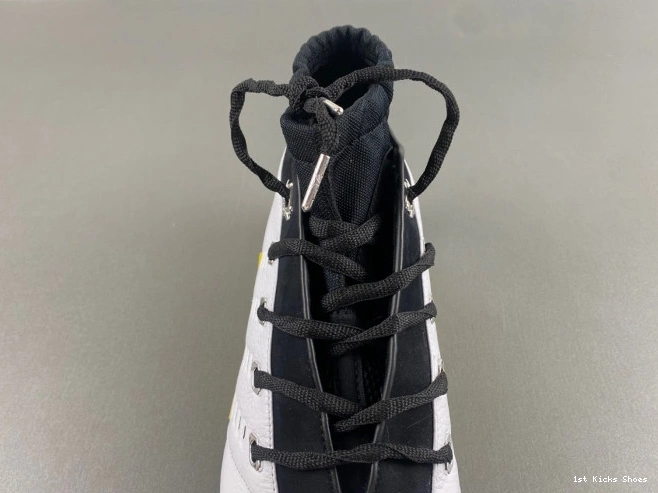 1st Kicks Low 17 Jordan Air Lightning FJ0395-100 0813
